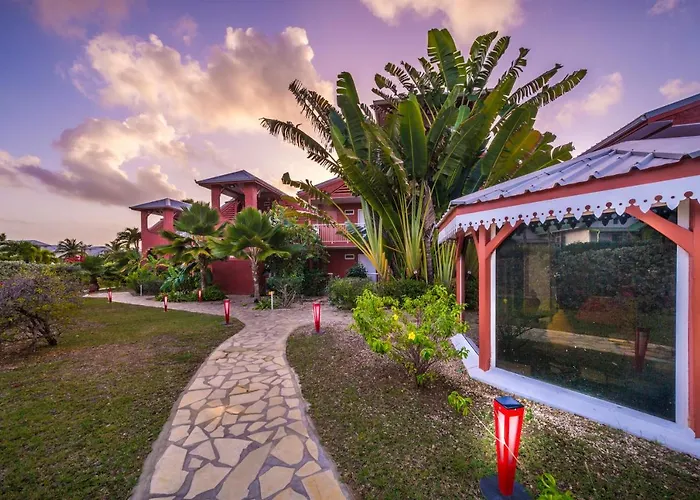 Palm Court Residence At Orient Bay -4 Stars