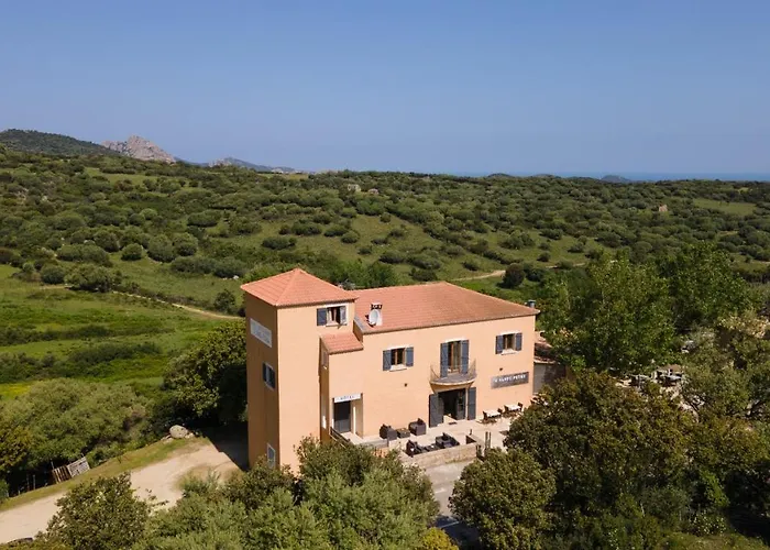 Hotel - Restaurant U Santu Petru