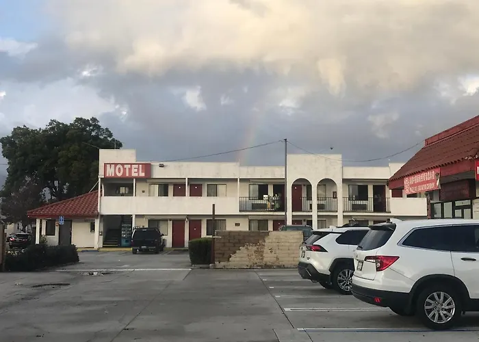 Eunice Plaza Motel
