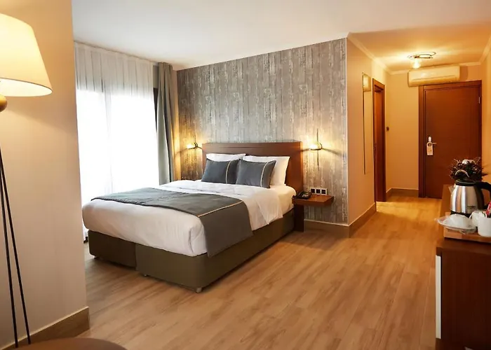 Mira Otel Alsancak