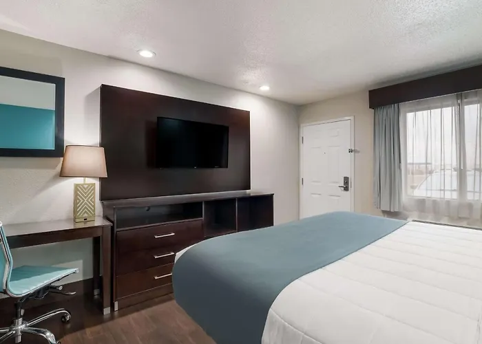 Laredo Cheap Hotels