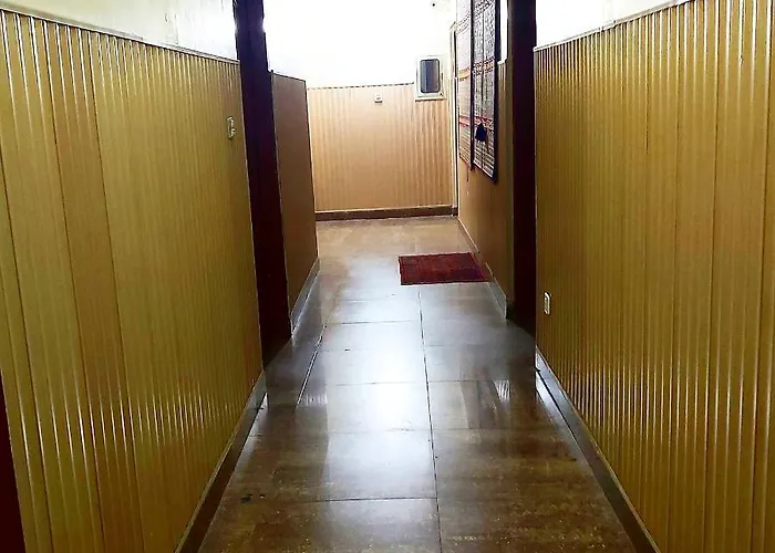 New Pakeeza Hotel