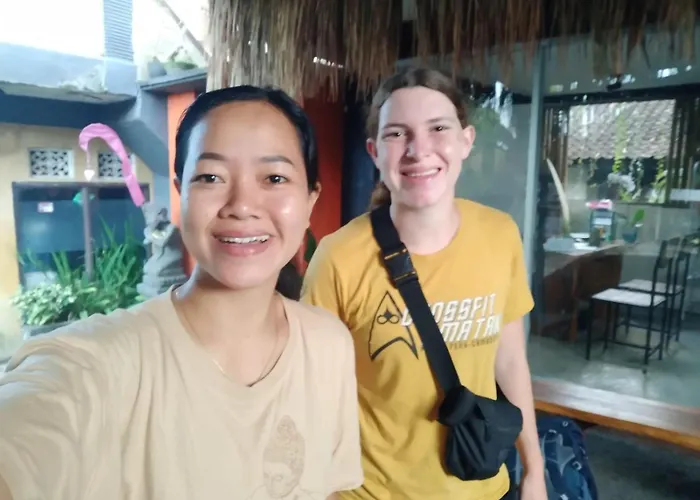 Yasa Backpackers House