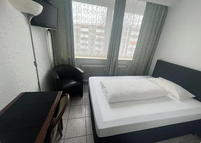 Hotel & Restaurant Main Taunus