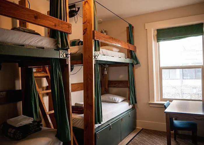 Green Tortoise Hostel Seattle