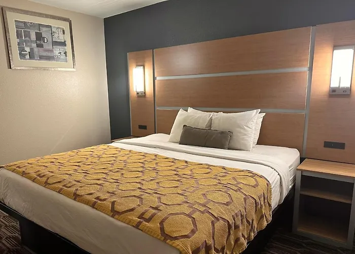 Baymont By Wyndham Noblesville