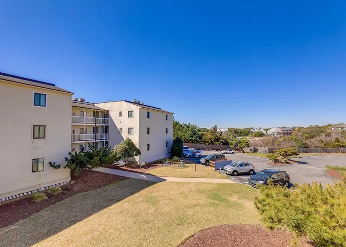 Emerald Isle Vacation Rental W/ Resort Pool!