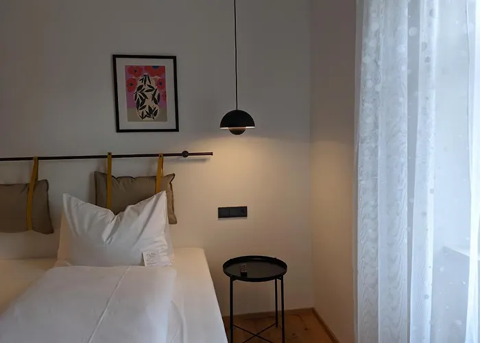 Hotels in Sulzfeld am Main
