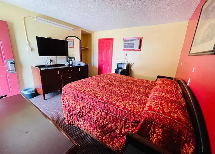 Royal Palms Motel & Rv Park