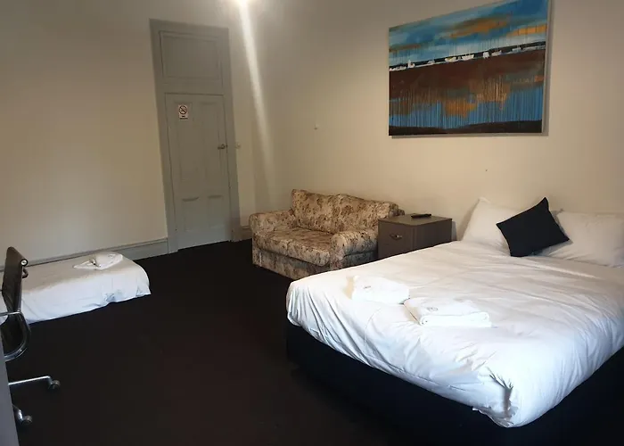 Leura Hotel