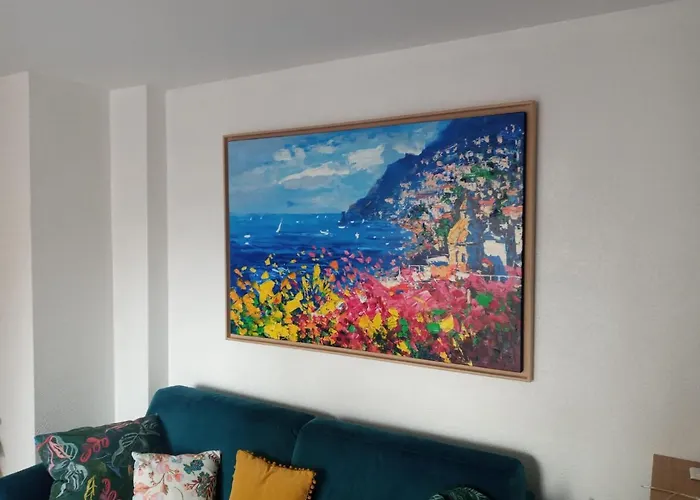 Romantic Sea View Studio, Steps Away From The Beach