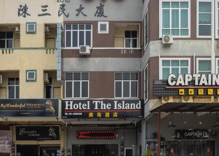 Hotel The Island