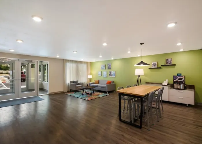 Woodspring Suites Austin Central