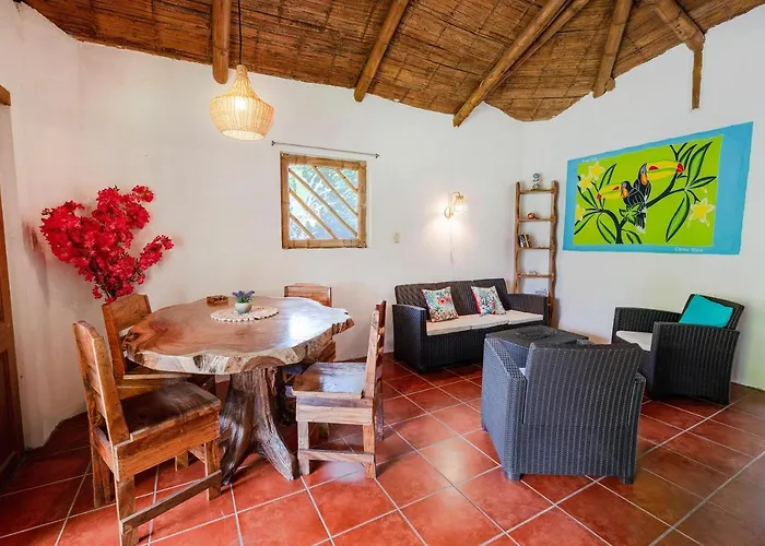 Casa Lavanda In Tropical Jungle Garden
