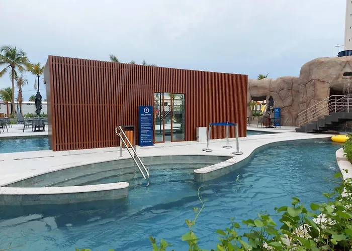 Resort Salinas Premium
