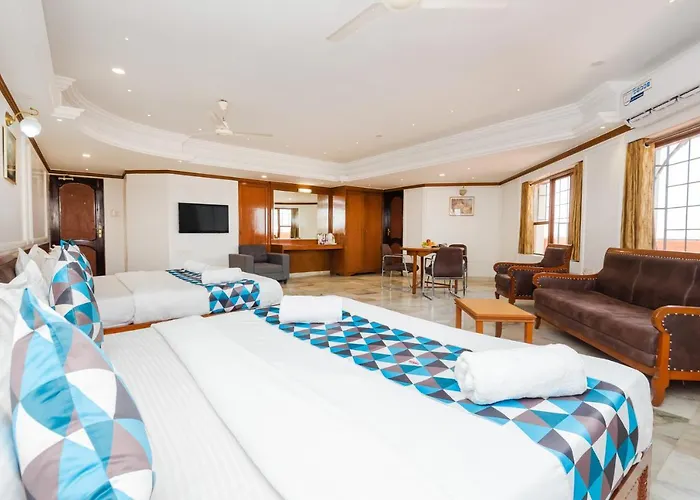 Hotel Galaxy Opp Surat Railway Station