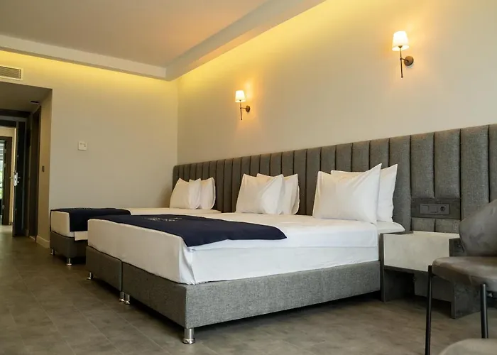 Newarise Hotel