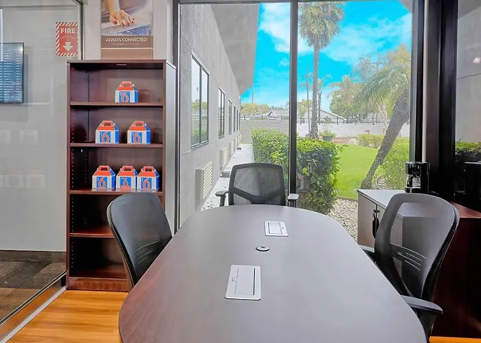 Suites Los Angeles Ca Los Angeles Lax