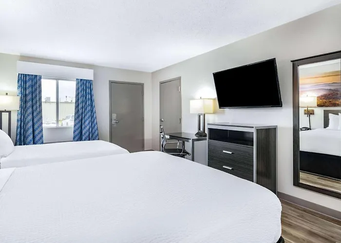 Days Inn By Wyndham Hamilton