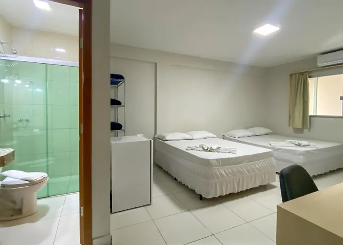 Center Plaza Hotel