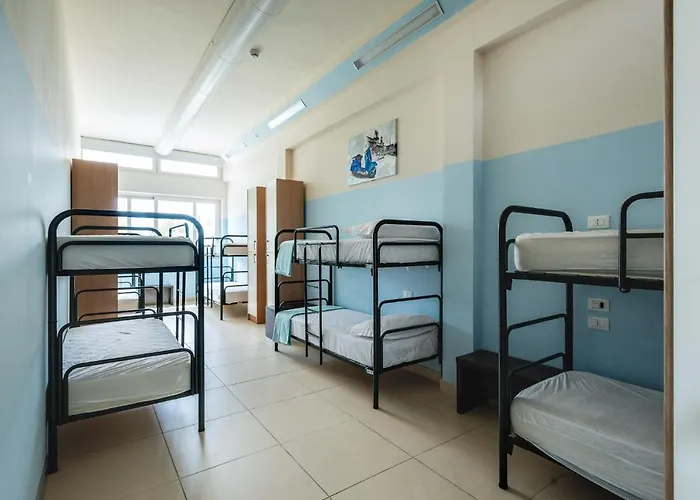 Eliopoli Beach Hostel & Restaurant