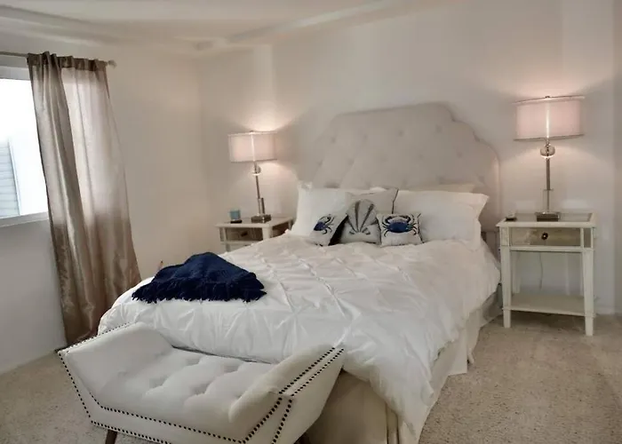 Beach House Located In Quiet Community.