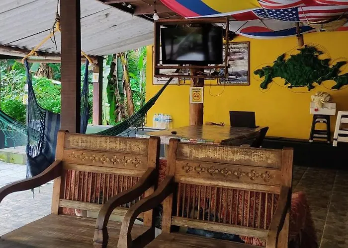 Bela Casa Quartos e Hostel Ilha Grande