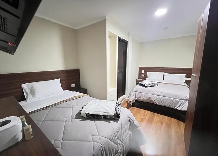 Ayna Hotel