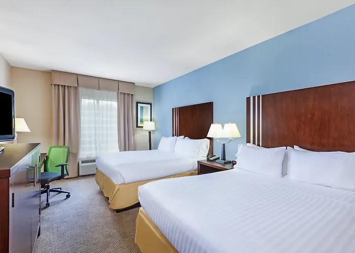 Holiday Inn Express Hotel & Suites Beaumont Northwest By Ihg
