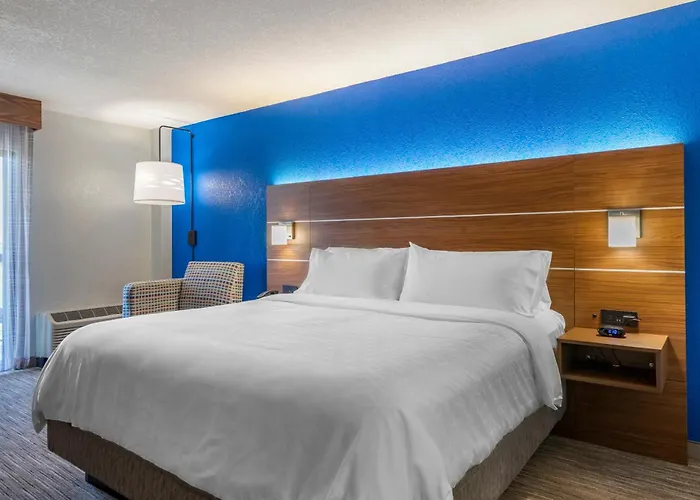 Hotels in Cape Coral