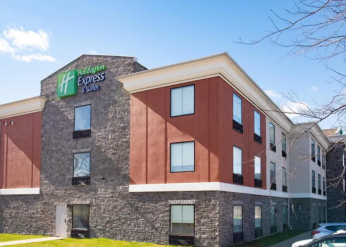 Holiday Inn Express Hotel & Suites Chester By Ihg