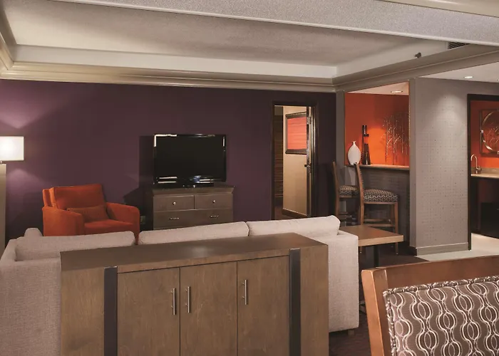 Doubletree By Hilton Hotel & Executive Meeting Center Omaha-Downtown