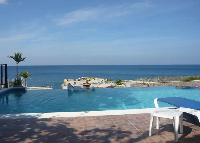 Le Mirage (Adults Only)