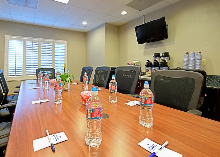 Holiday Inn Express & Suites Tucson By Ihg