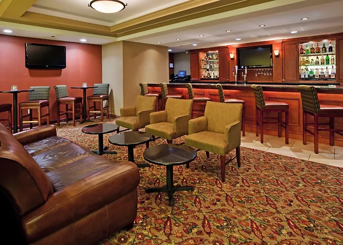 Holiday Inn & Suites Overland Park-Conv Ctr By Ihg
