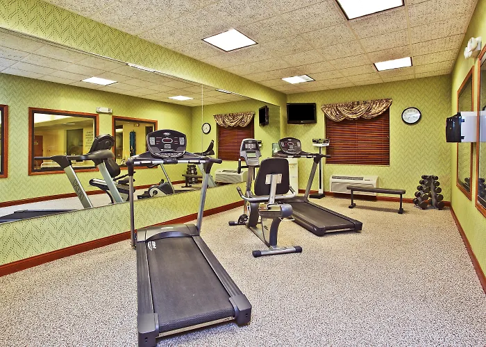 Holiday Inn Express Hotel & Suites Goshen By Ihg
