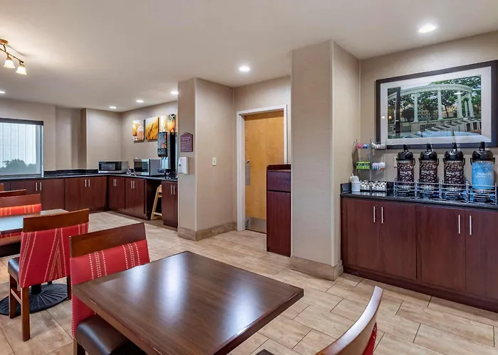 Comfort Suites Florence Shoals Area