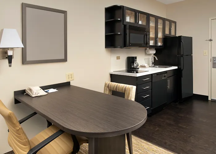 Candlewood Suites Charleston-Northwoods By Ihg