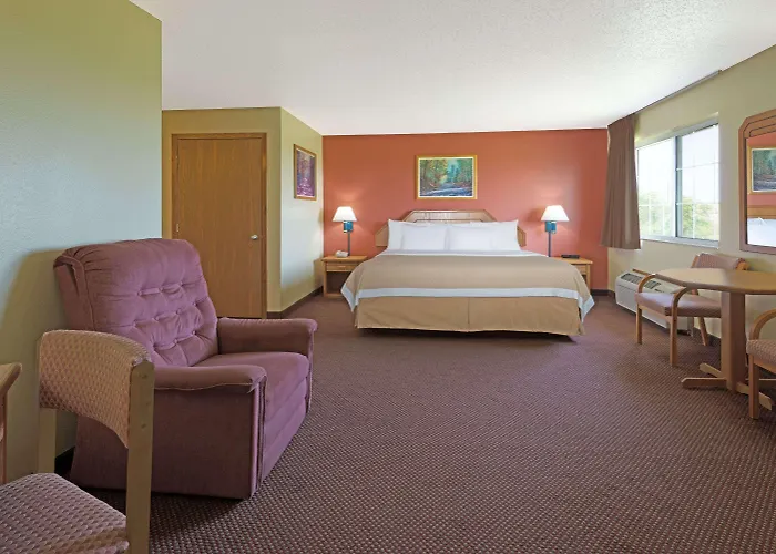 Days Inn By Wyndham Cameron
