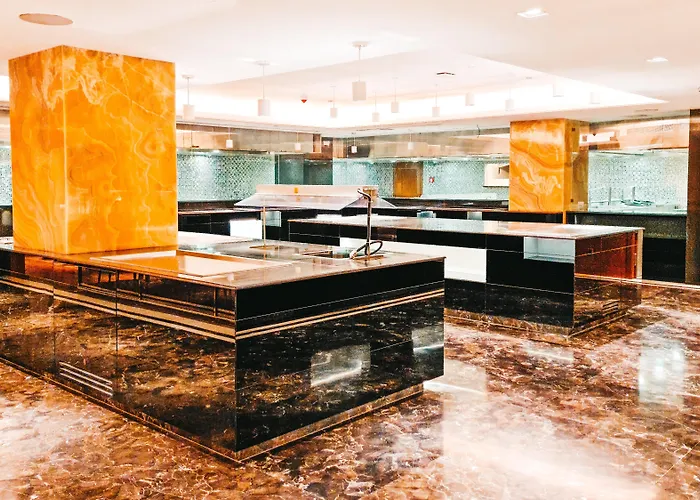 Holiday Inn Dhaka City Centre By Ihg