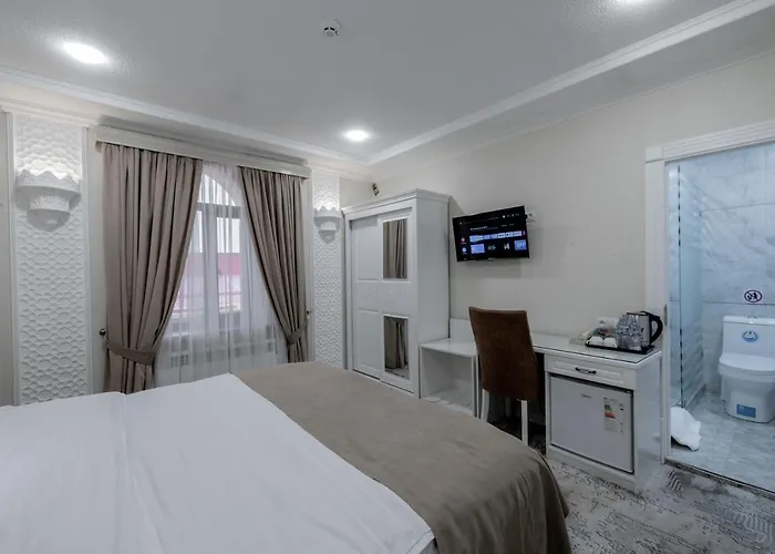 Hotel Billuri Sitora
