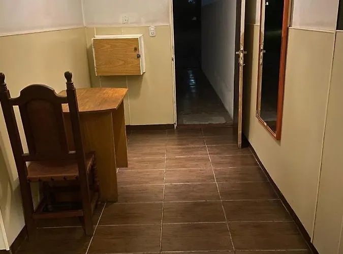 Hotel-Alojamiento Candilejas