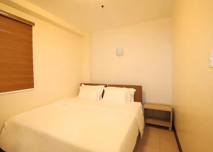 Leo Hotel - Lifestrong Property Inc