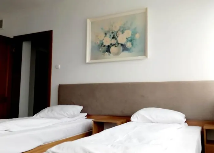 Hotel I Restauracja 13 Smakow