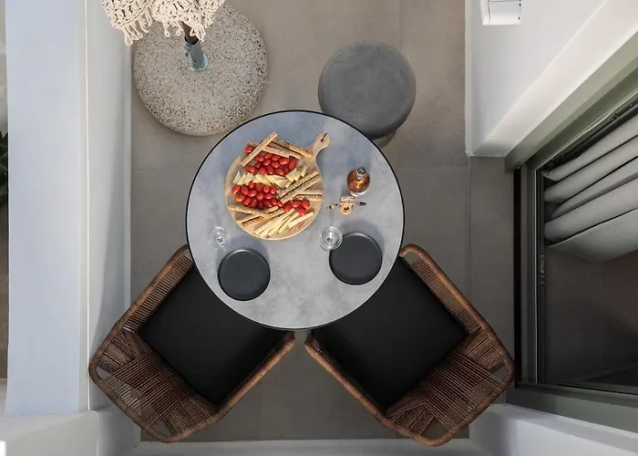 "Makava Suites" Your Luxe Urban Sanctuary