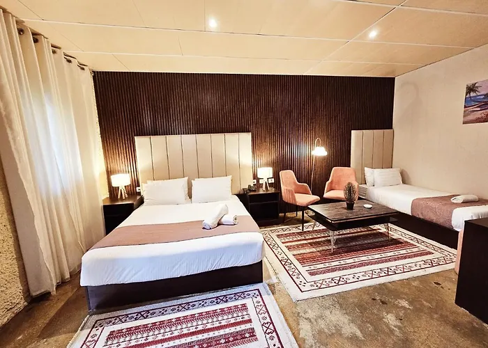 Qasr Alnkheel Resort And Hotel