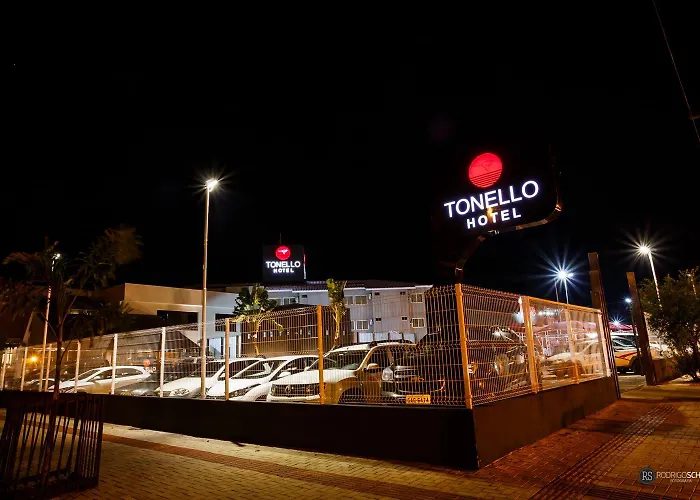 Tonello Business Hotel