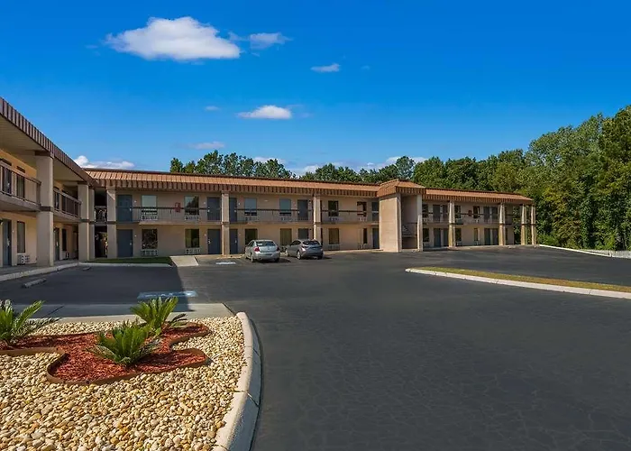 Rodeway Inn Greenwood