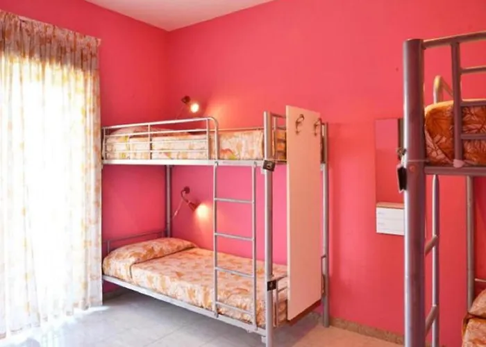 Gianni House Backpackers Hostel
