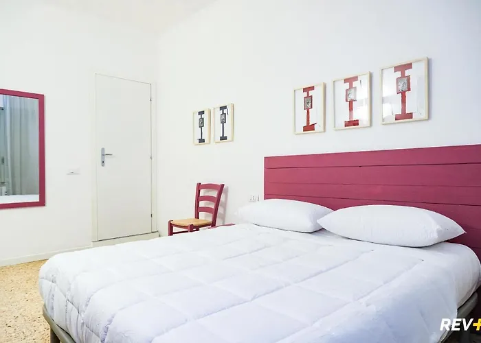 Lia Art Hotel